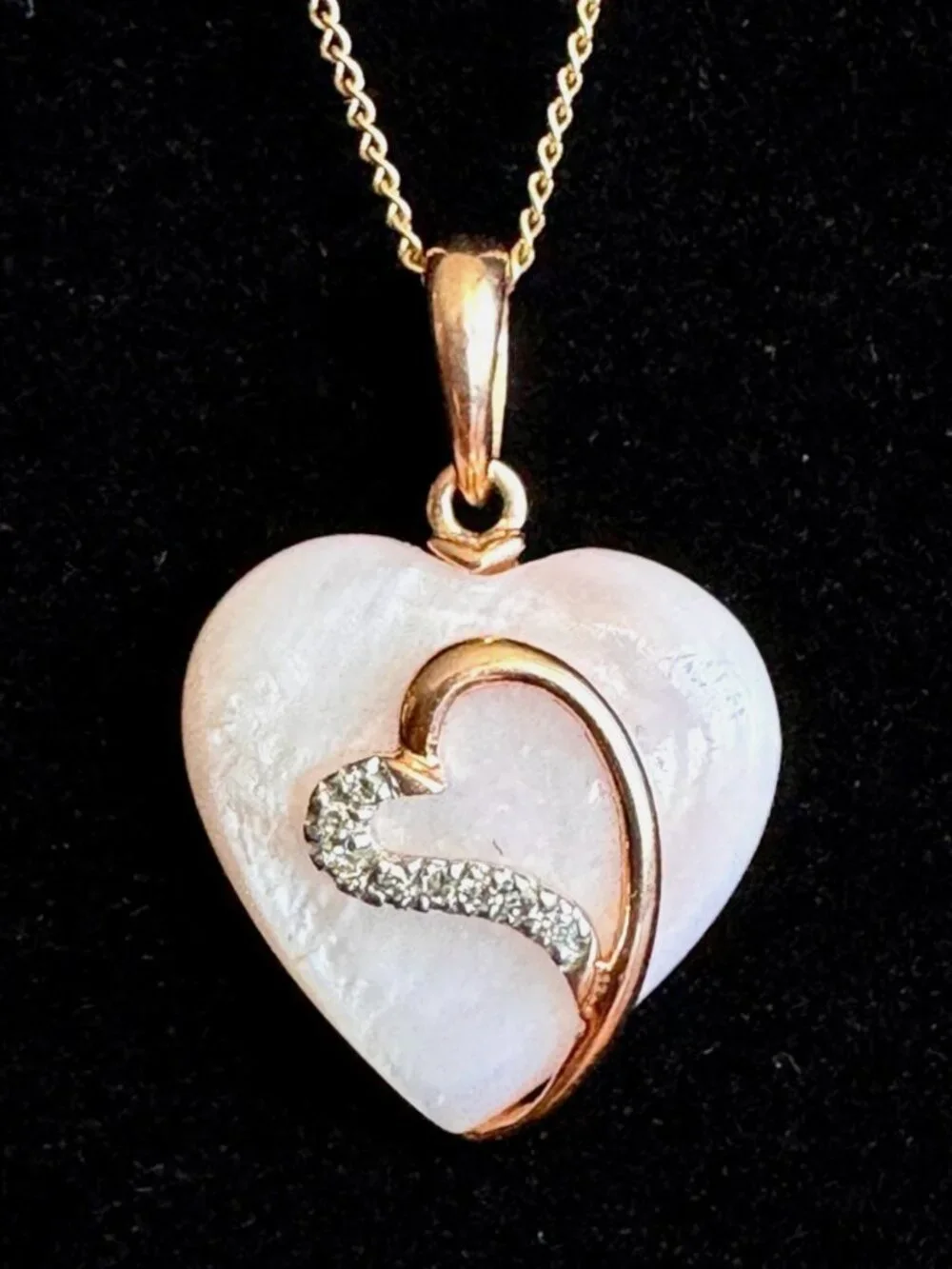 10K Yellow Gold Samuel Aaron Pink Mother of Pearl Diamond Heart 18
